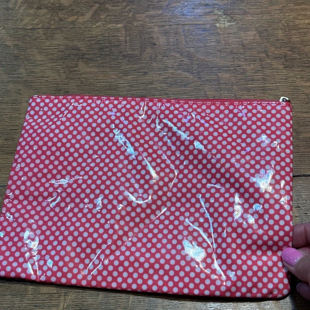 Disney Parks Minnie Mouse cosmetic pouch‎